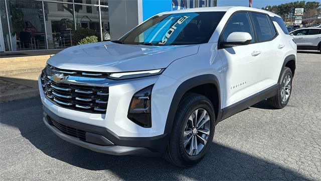 new 2026 Chevrolet Equinox car, priced at $30,820