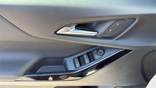 new 2026 Chevrolet Equinox car, priced at $30,820