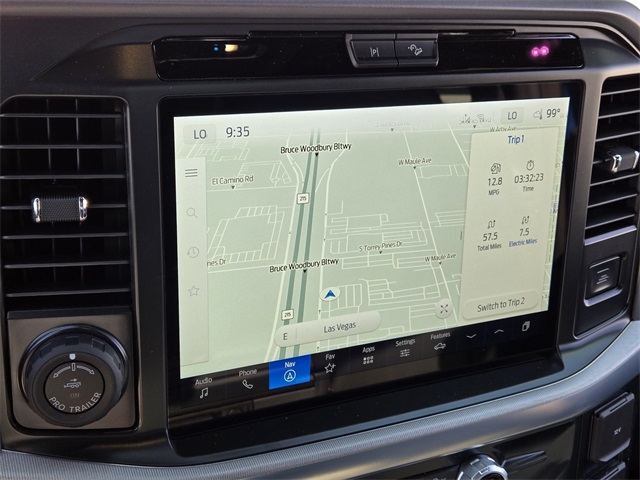 New 2025 Ford F-150 SuperCrew 6.5' Box Lariat