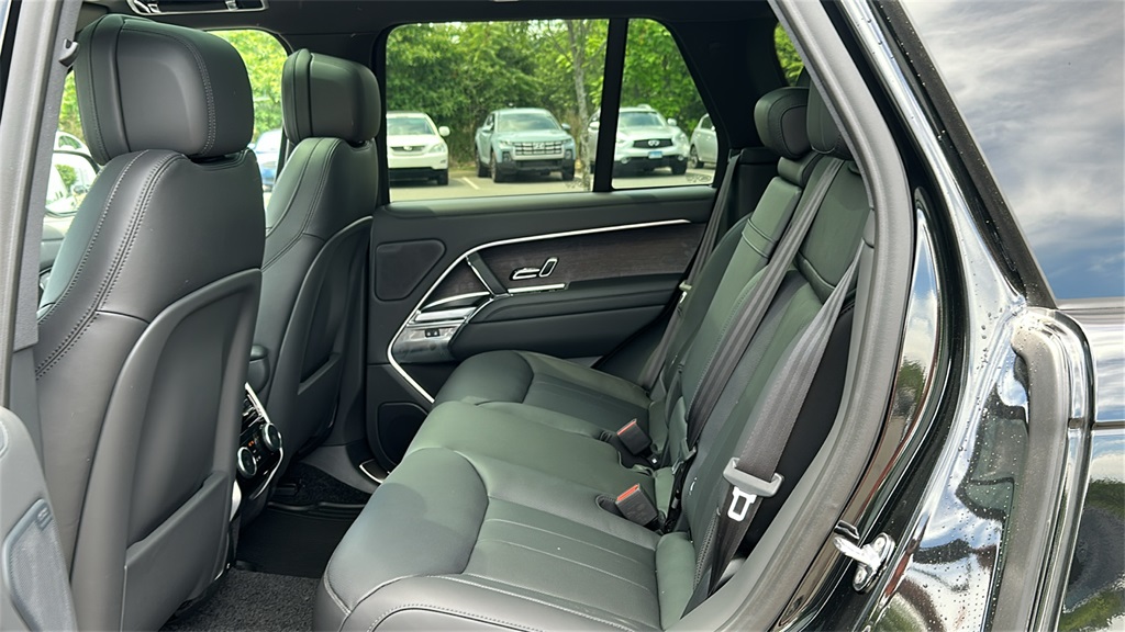 new 2025 Land Rover Range Rover car, priced at $140,865
