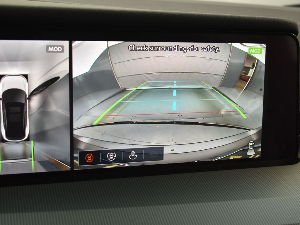 2025 Nissan Murano SL photo 11