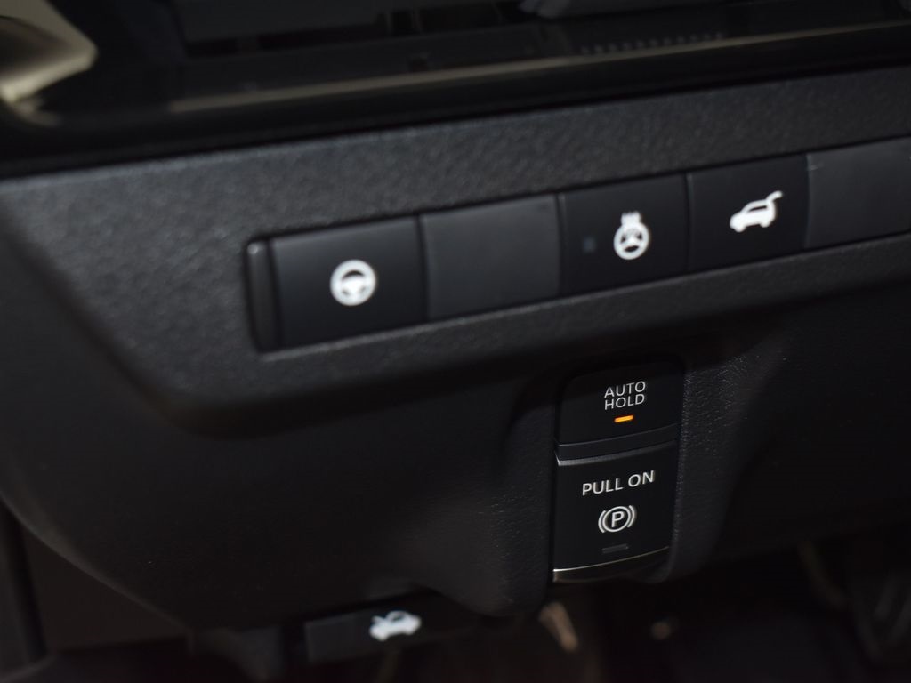 2025 Nissan Murano SL photo 14