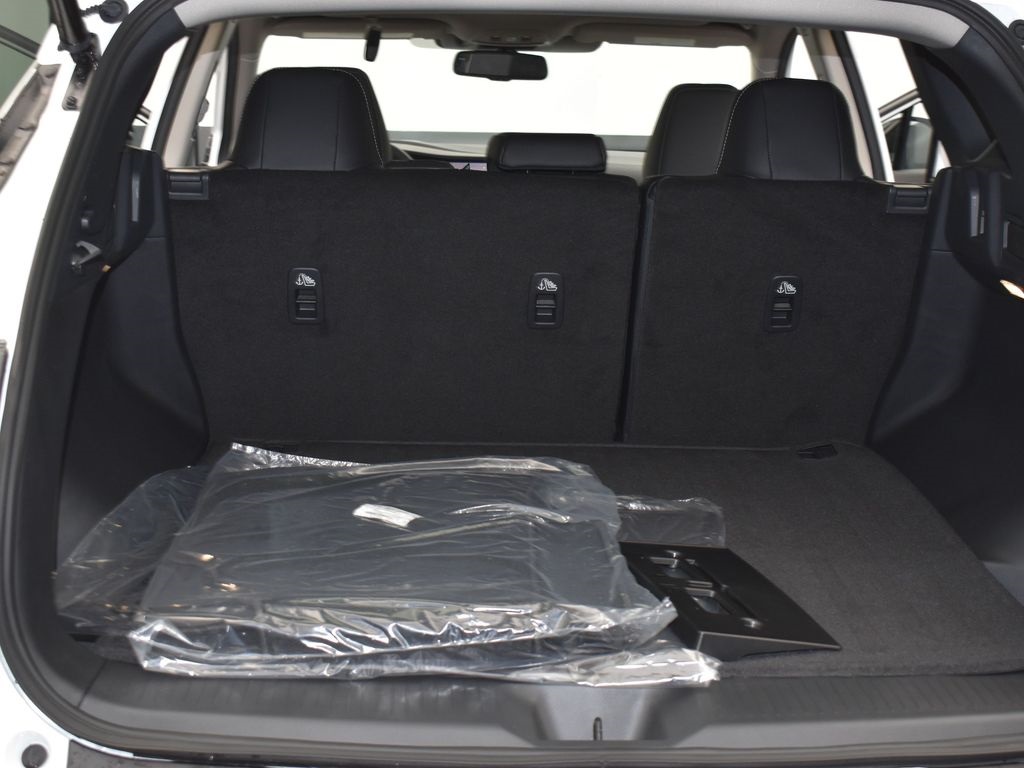2025 Nissan Murano SL photo 20