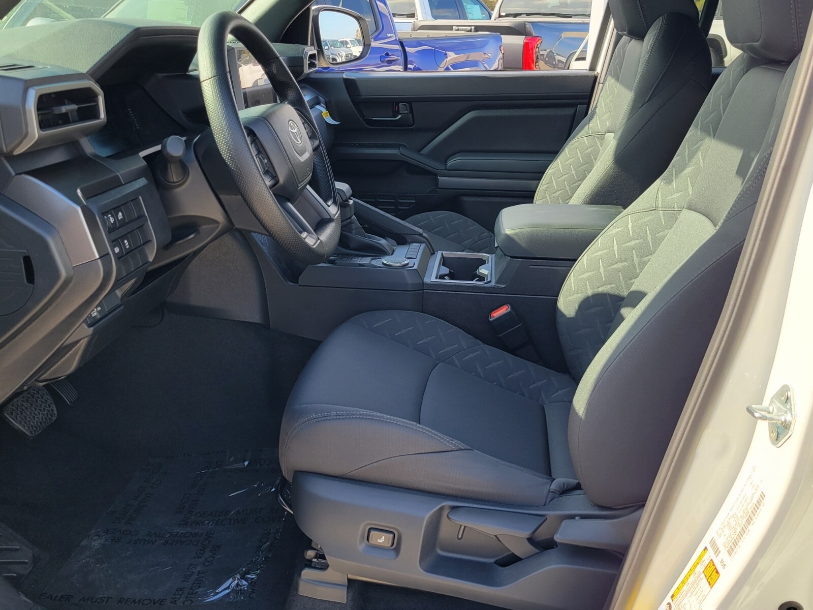 2025 Toyota Tacoma SR5 Double Cab photo 3