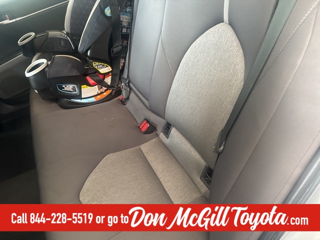 2021 Toyota Camry LE photo 16