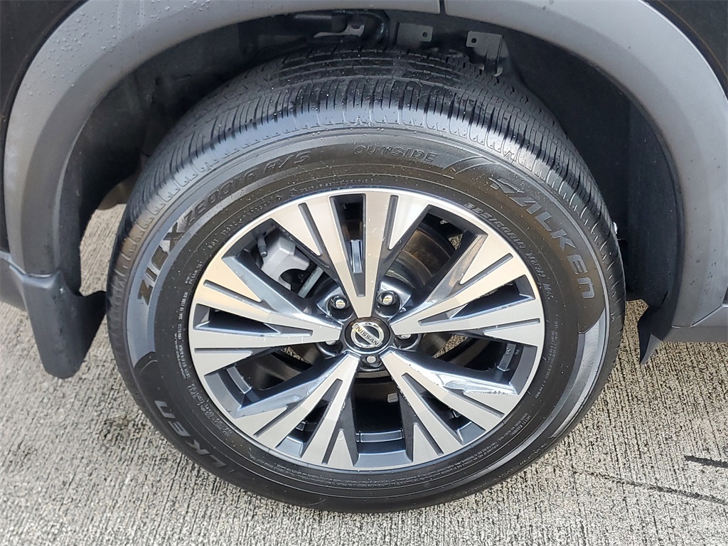 used 2021 Nissan Rogue car, priced at $15,495