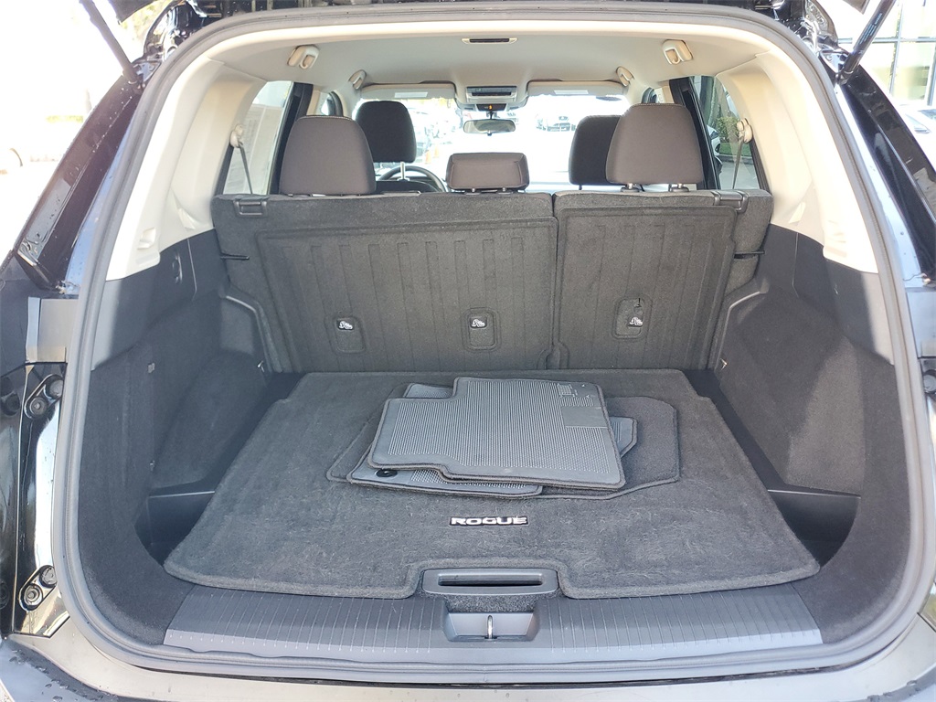 used 2021 Nissan Rogue car, priced at $15,495