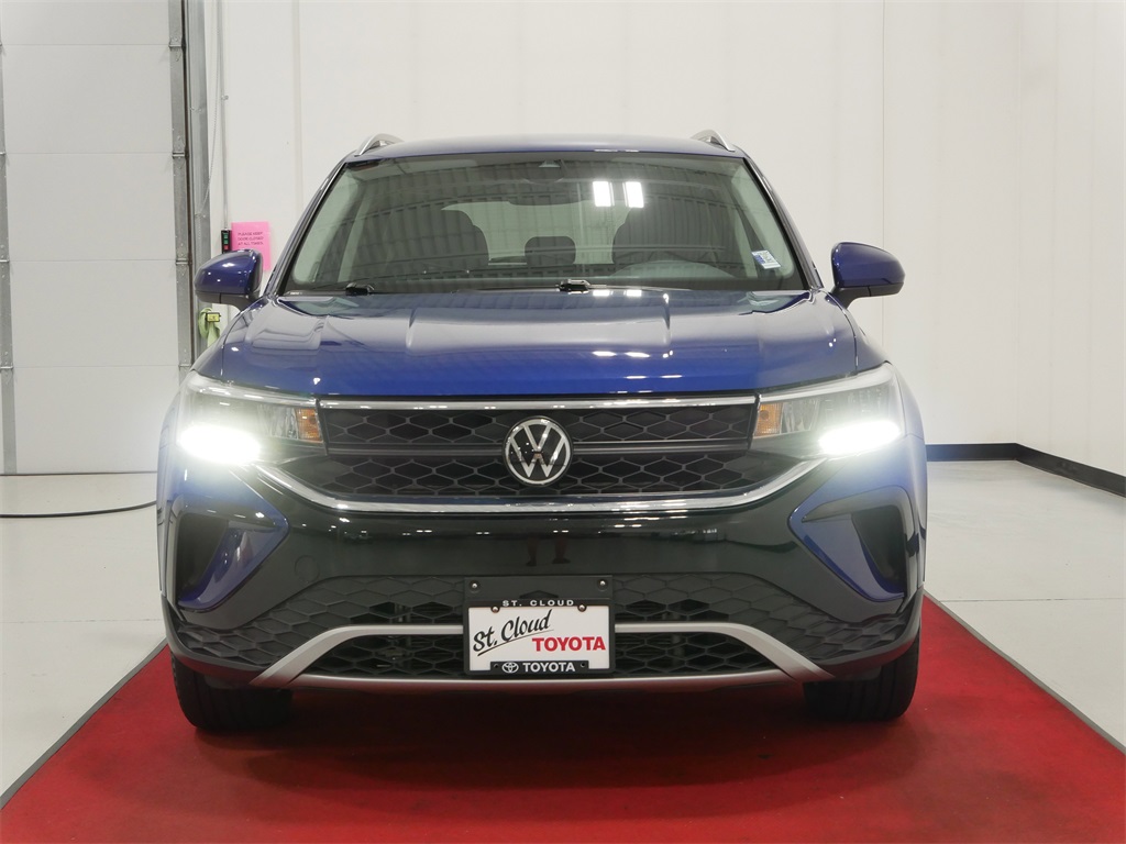 Used 2023 Volkswagen Taos SE with VIN 3VVYX7B26PM301404 for sale in Waite Park, Minnesota