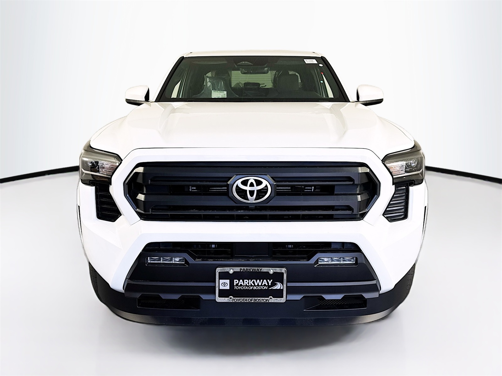 2025 Toyota Tacoma SR5 Double Cab photo 2