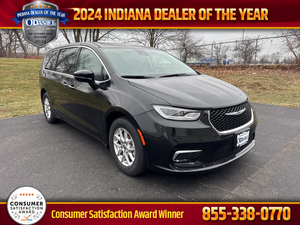 used 2024 Chrysler Pacifica car, priced at $29,773