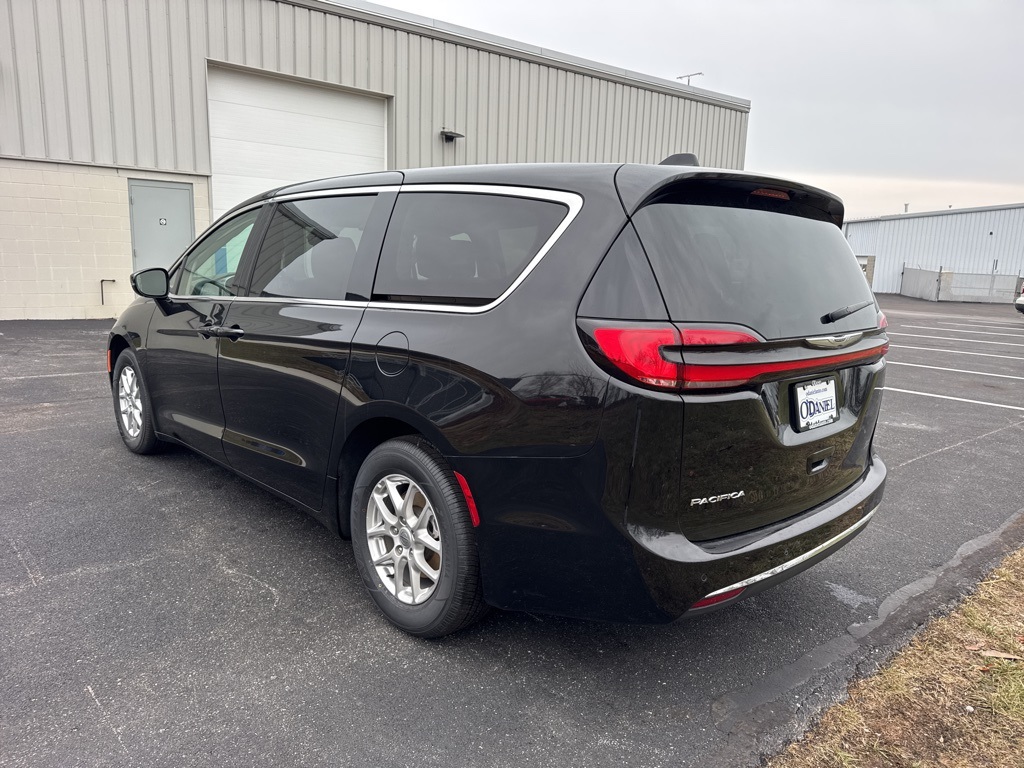 used 2024 Chrysler Pacifica car, priced at $29,773