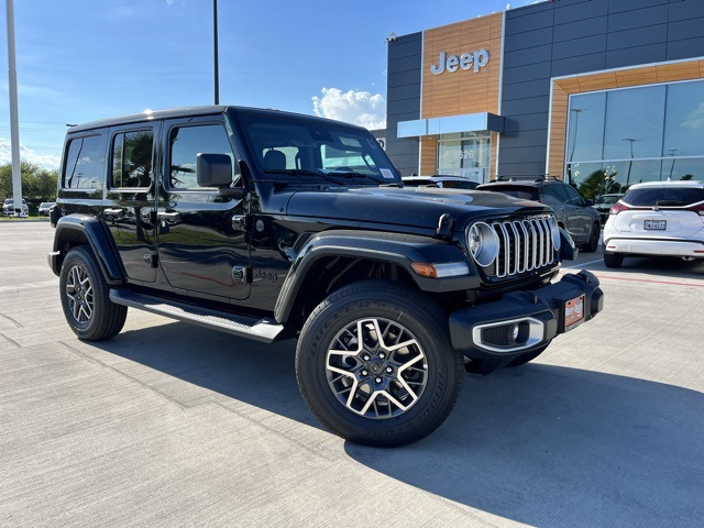 2025 Jeep Wrangler 4-Door Sahara's photo