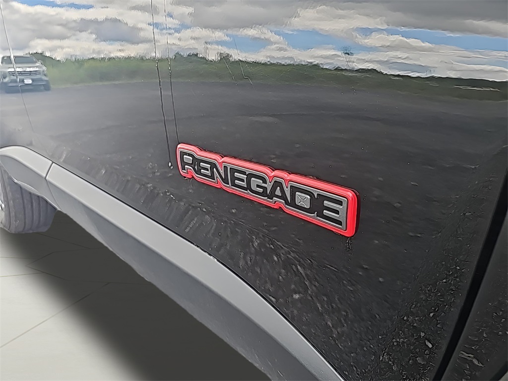 2022 Jeep Renegade Trailhawk photo 23