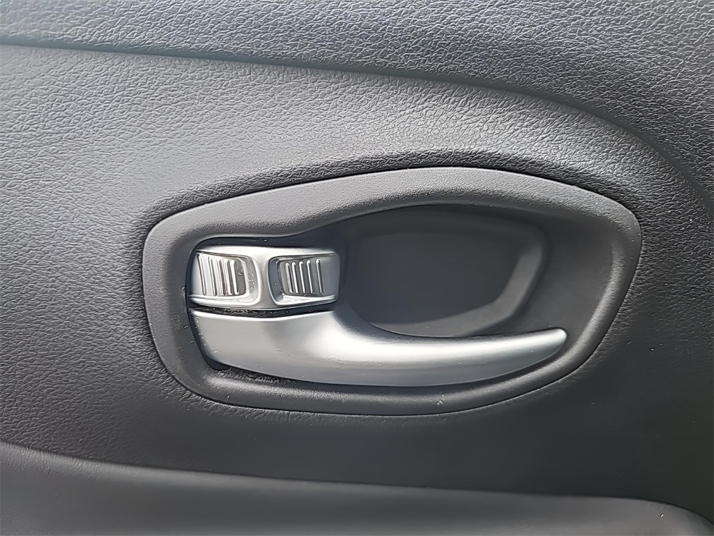 2022 Jeep Renegade Trailhawk photo 6