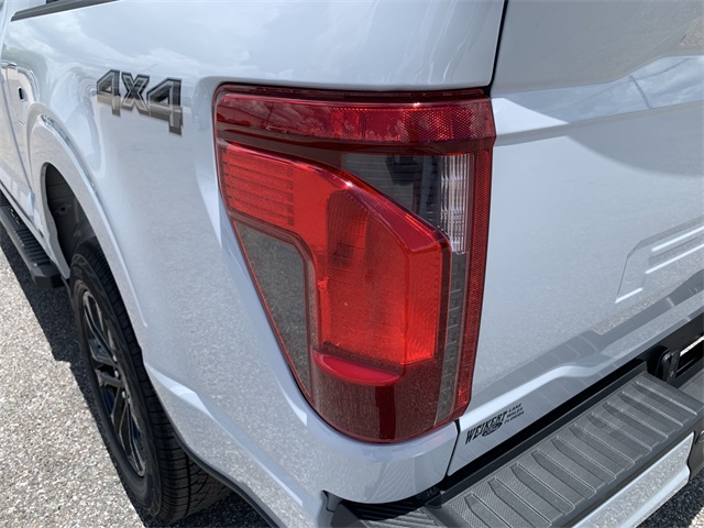 2025 Space White Metallic Ford F-150 XLT 4X4 Truck