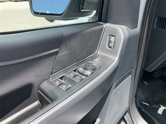 2025 Space White Metallic Ford F-150 XLT 4X4 Truck
