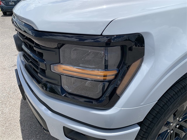 2025 Space White Metallic Ford F-150 XLT 4X4 Truck