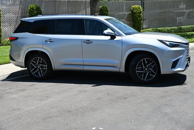 2025 Lexus TX 350 Premium photo 2