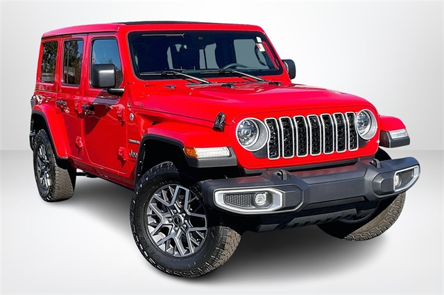 2024 Jeep Wrangler 4-Door Sahara's photo