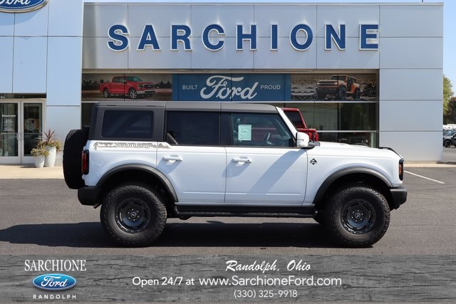 new 2025 Ford Bronco car, priced at $58,122