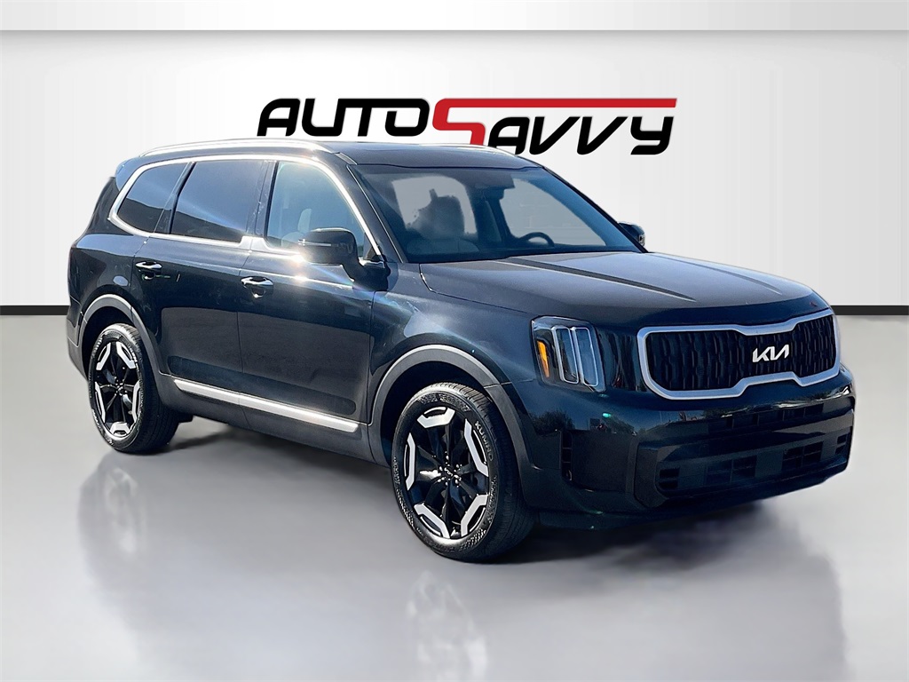2025 Kia Telluride S's photo