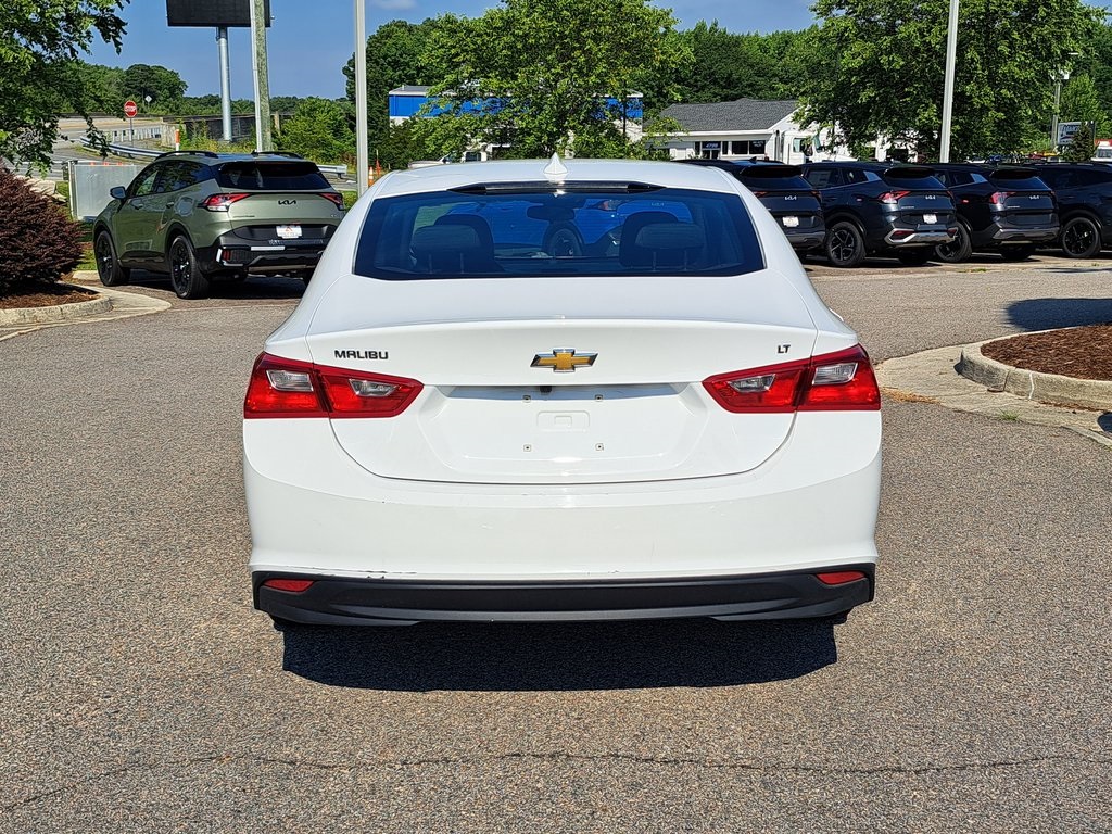 2023 Chevrolet Malibu LT Sedan 4 Dr. FWD 6