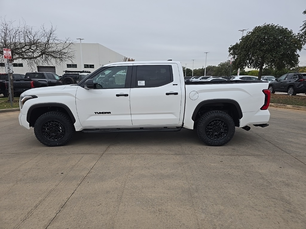2026 Toyota Tundra SR5's photo
