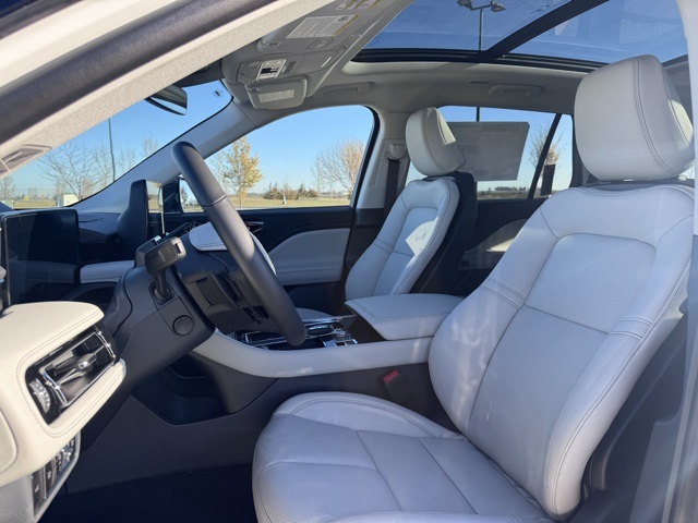 2026 Lincoln Aviator Premiere photo 4