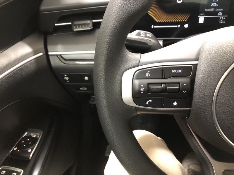 2026 Kia K5 LXS photo 20