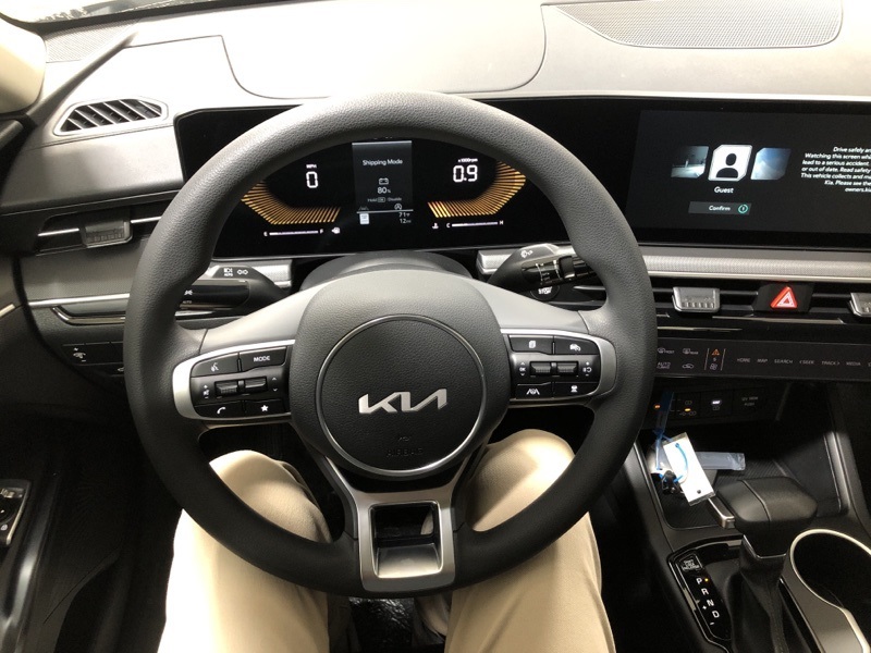 2026 Kia K5 LXS photo 22