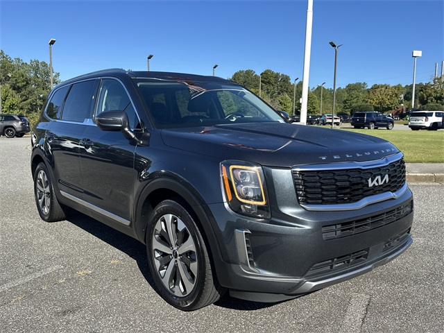 2022 Kia Telluride EX photo 3