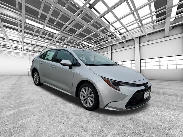 2026 Toyota Corolla LE's photo