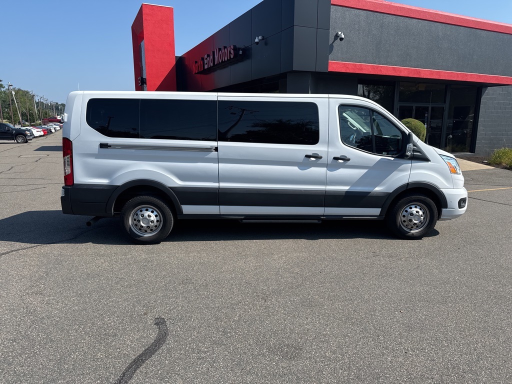 2022 Oxford White Ford Transit Passenger Wagon XLT AWD Van
