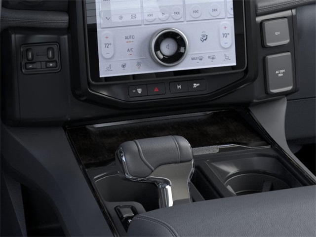 2025 Ford F-150 Lightning photo 15