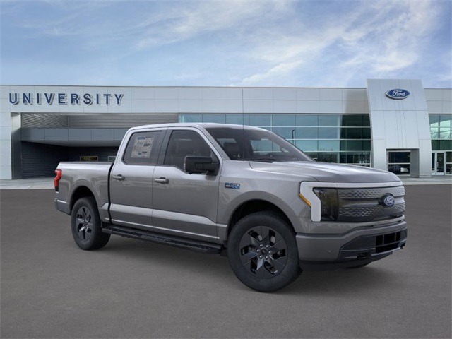 2025 Ford F-150 Lightning photo 7