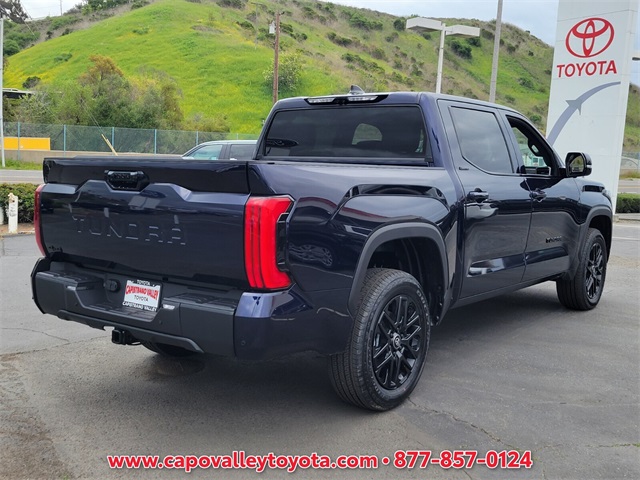 2025 Toyota Tundra Limited CrewMax photo 4