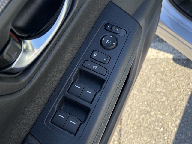 new 2026 Honda CR-V Hybrid car, priced at $41,675