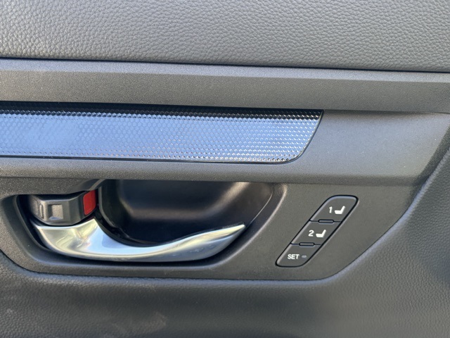 new 2026 Honda CR-V Hybrid car, priced at $41,675