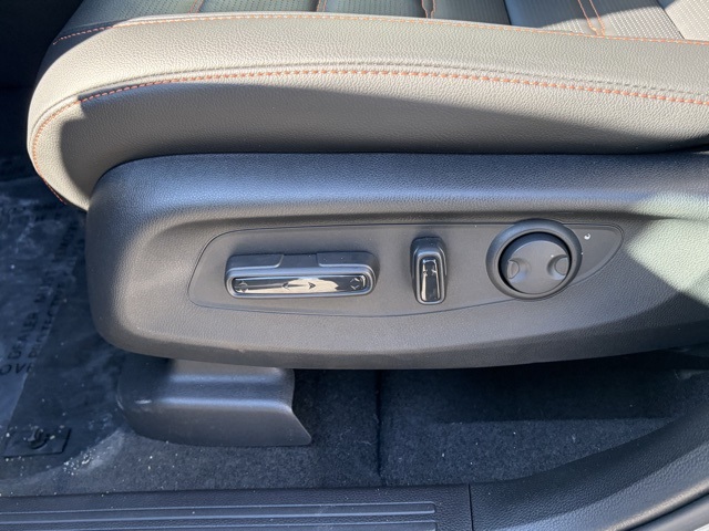 new 2026 Honda CR-V Hybrid car, priced at $41,675