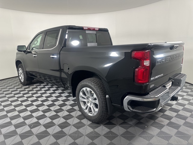2025 Chevrolet Silverado 1500 LTZ photo 4