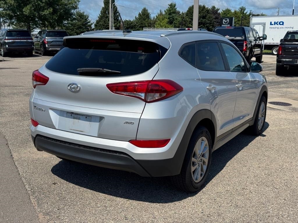 2017 Hyundai Tucson SE photo 4