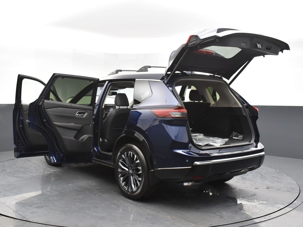 2025 Nissan Rogue Platinum photo 28