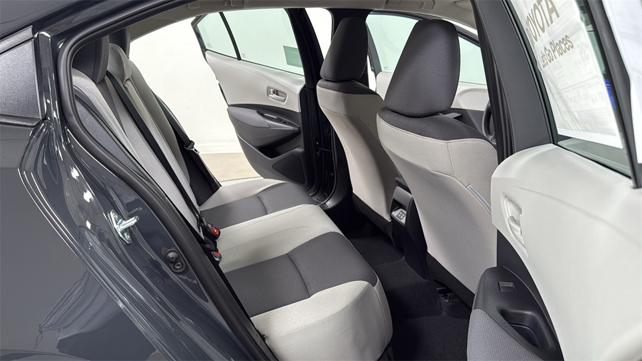2026 Toyota Corolla LE photo 17