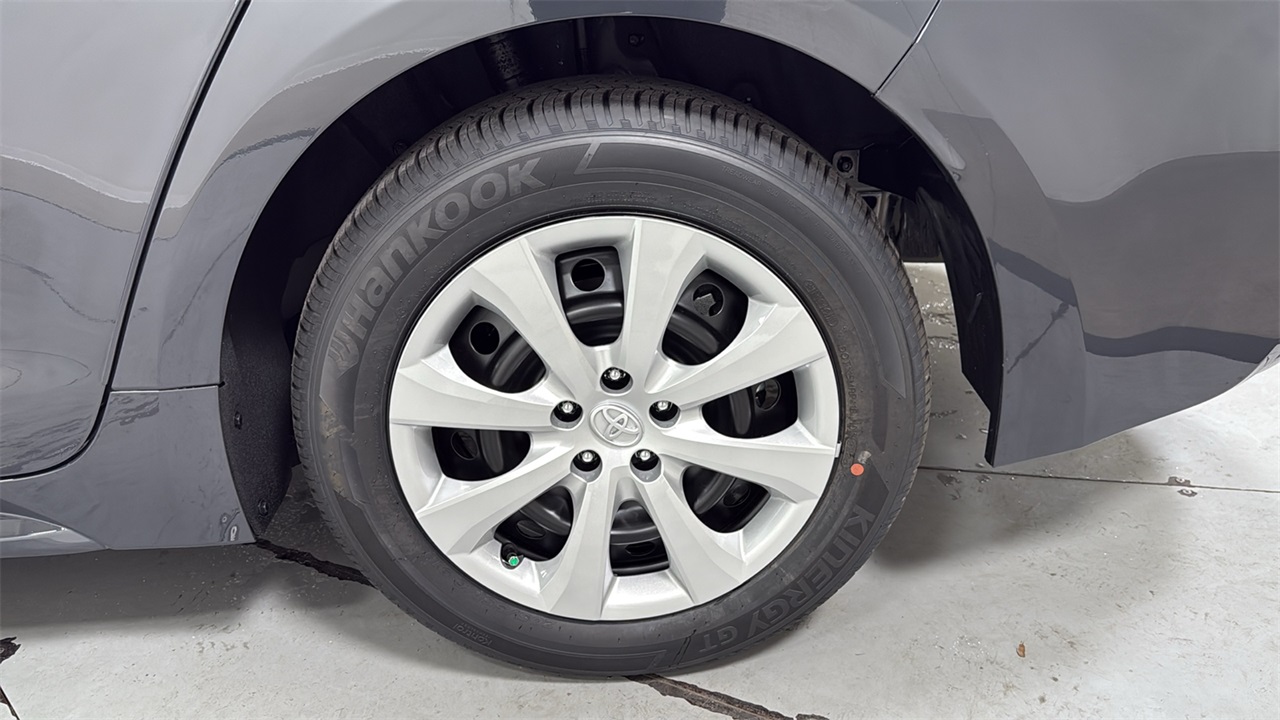 2026 Toyota Corolla LE photo 23