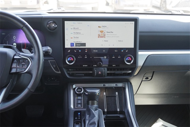 2024 Lexus GX 550 Overtrail photo 11