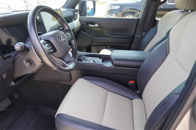 2024 Lexus GX 550 Overtrail photo 16