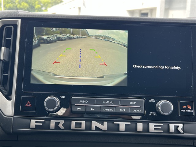 2025 Nissan Frontier SV photo 4