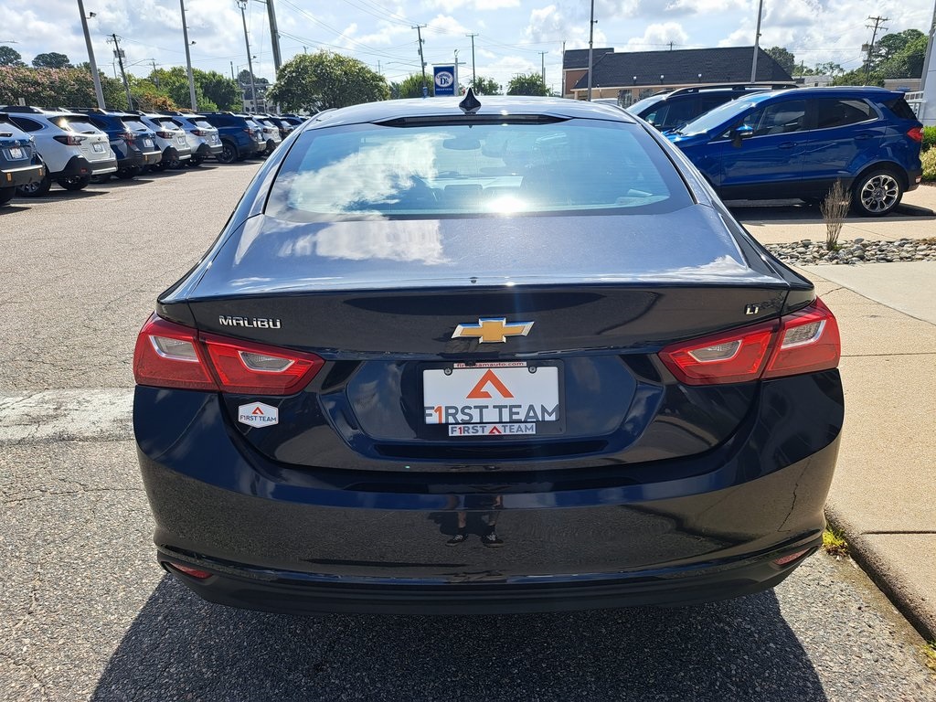 2023 Chevrolet Malibu LT Sedan 4 Dr. FWD 5