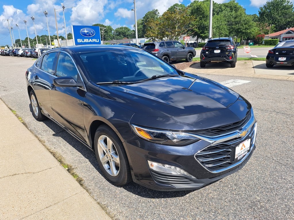 2023 Chevrolet Malibu LT Sedan 4 Dr. FWD 8