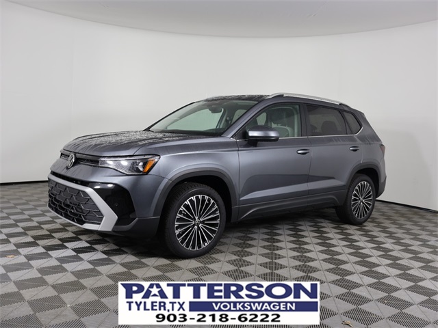 2025 Volkswagen Taos SE's photo